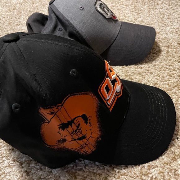 A House Divided - OU Sooners/OSU Cowboys - 2 caps - 1 price - Picture 6 of 9